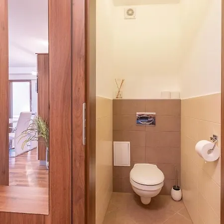 Solar I By Bltn 希欧福克